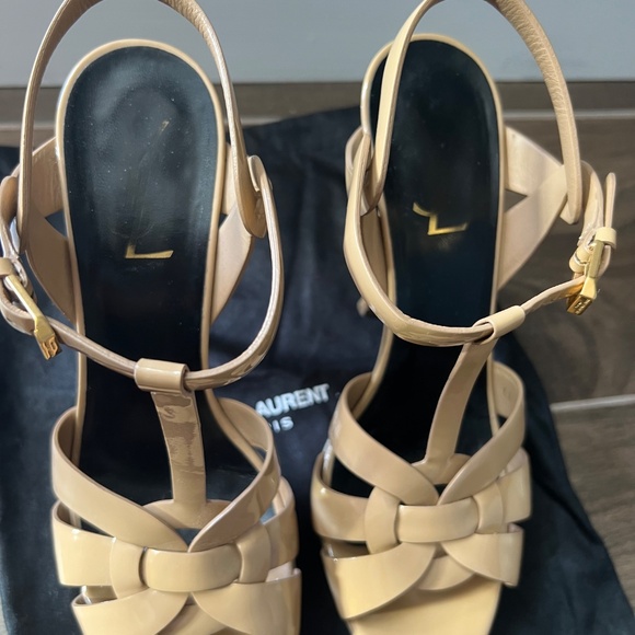 Saint Laurent patent leather Tribute Sandal - Picture 3 of 8